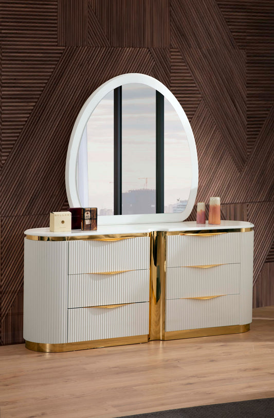 Laura Gold Detailed 6-Drawer Dresser made with Wood in White(Includes Dresser only)  same as B00955980 (CA inventory)